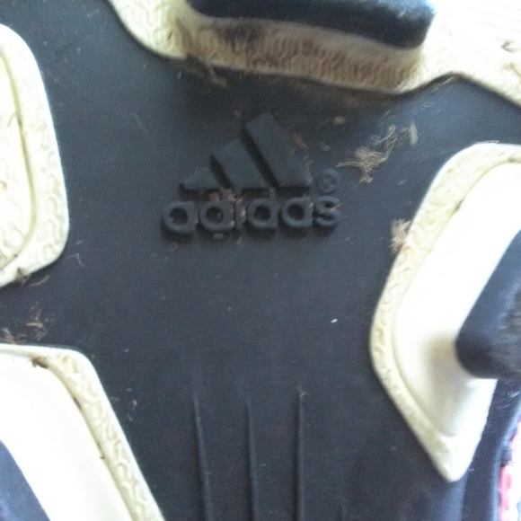 🎉Adidas Soccer Cleats🎉 - Picture 6 of 9